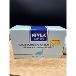 Vintage Bar Nivea Bath Silk Soap New Movie Prop 3oz